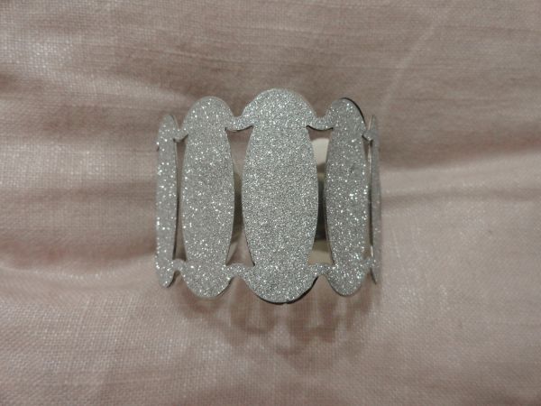 Bracelete prateado